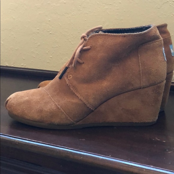 Toms Suede Booties - Picture 2 of 3